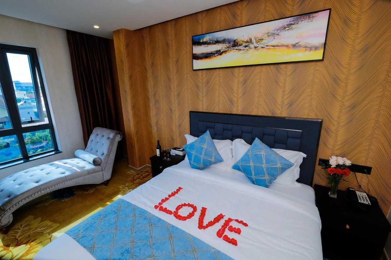 Diamond Hotel Thu Dau Mot Luaran gambar