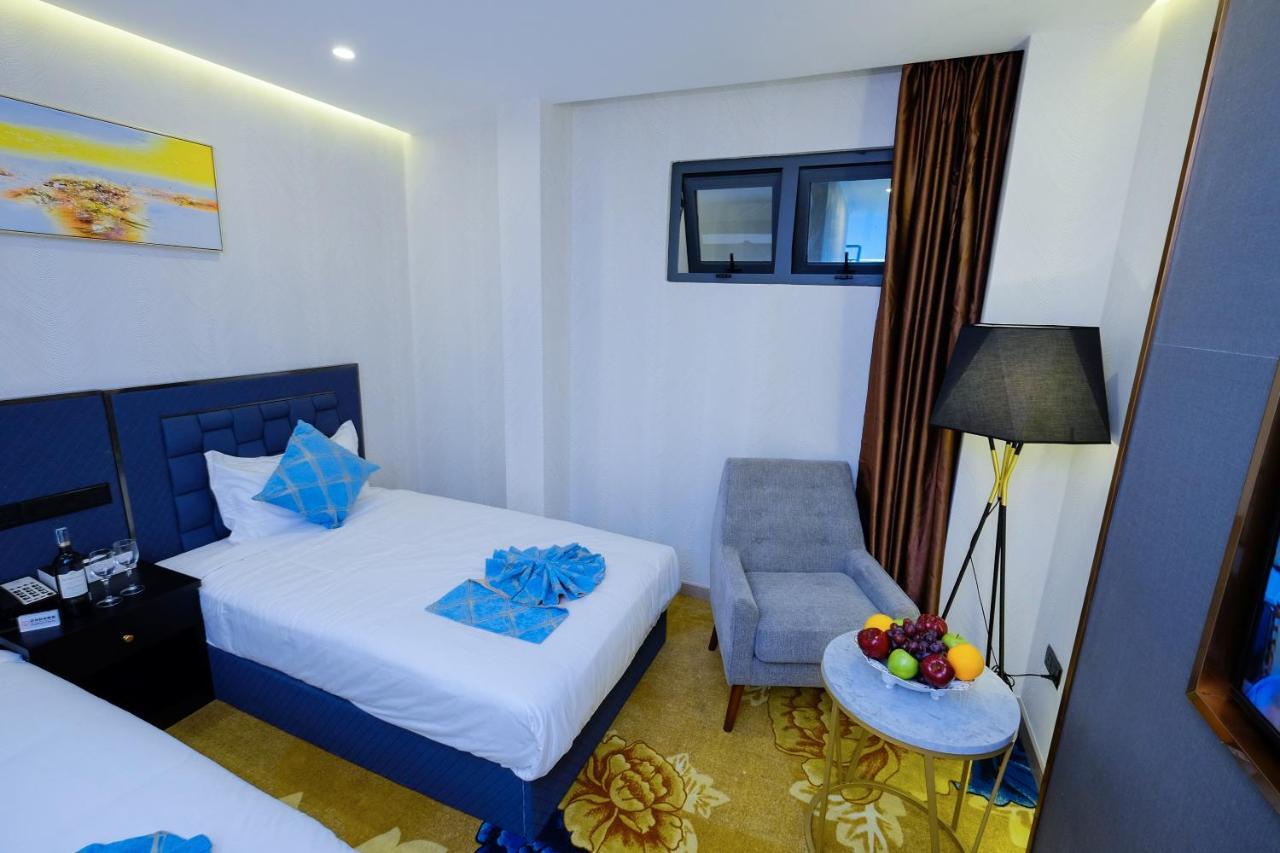 Diamond Hotel Thu Dau Mot Luaran gambar