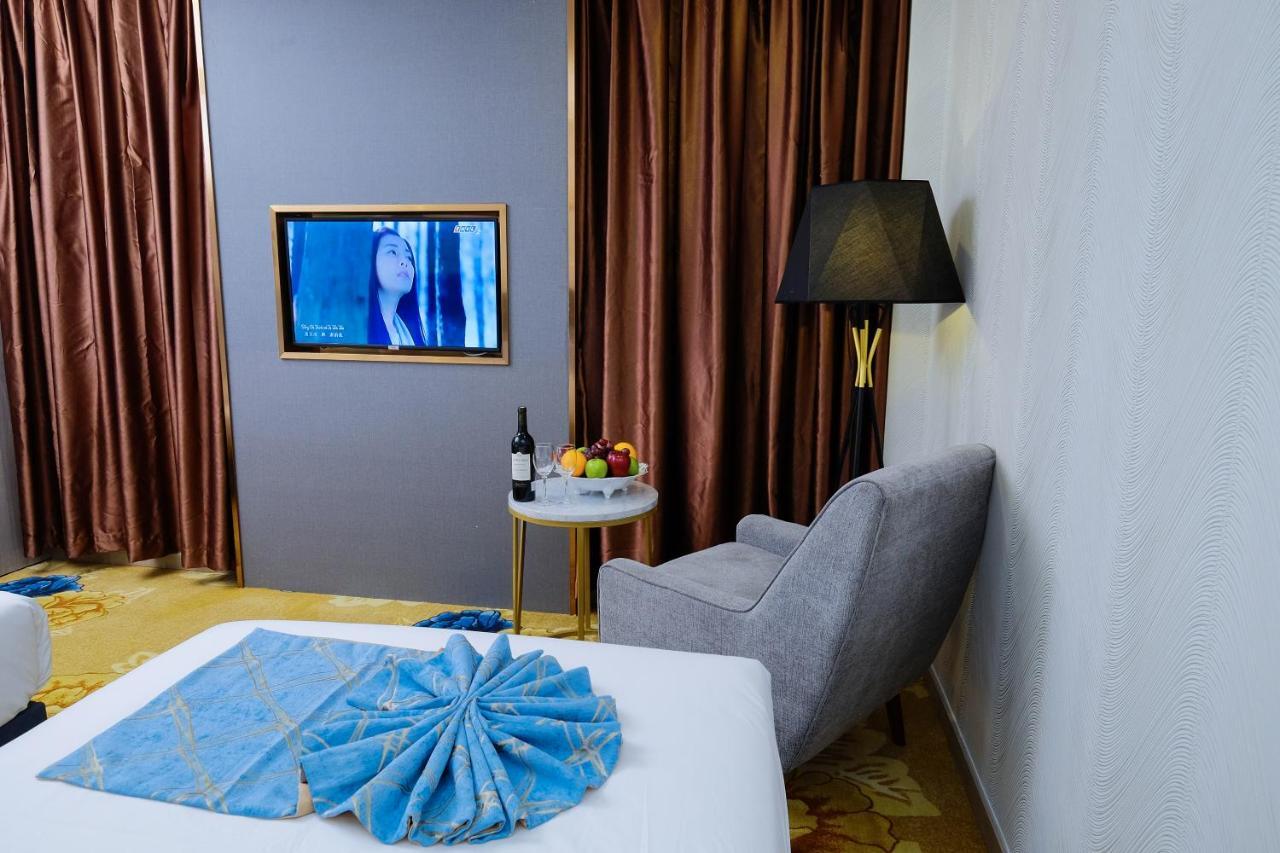 Diamond Hotel Thu Dau Mot Luaran gambar